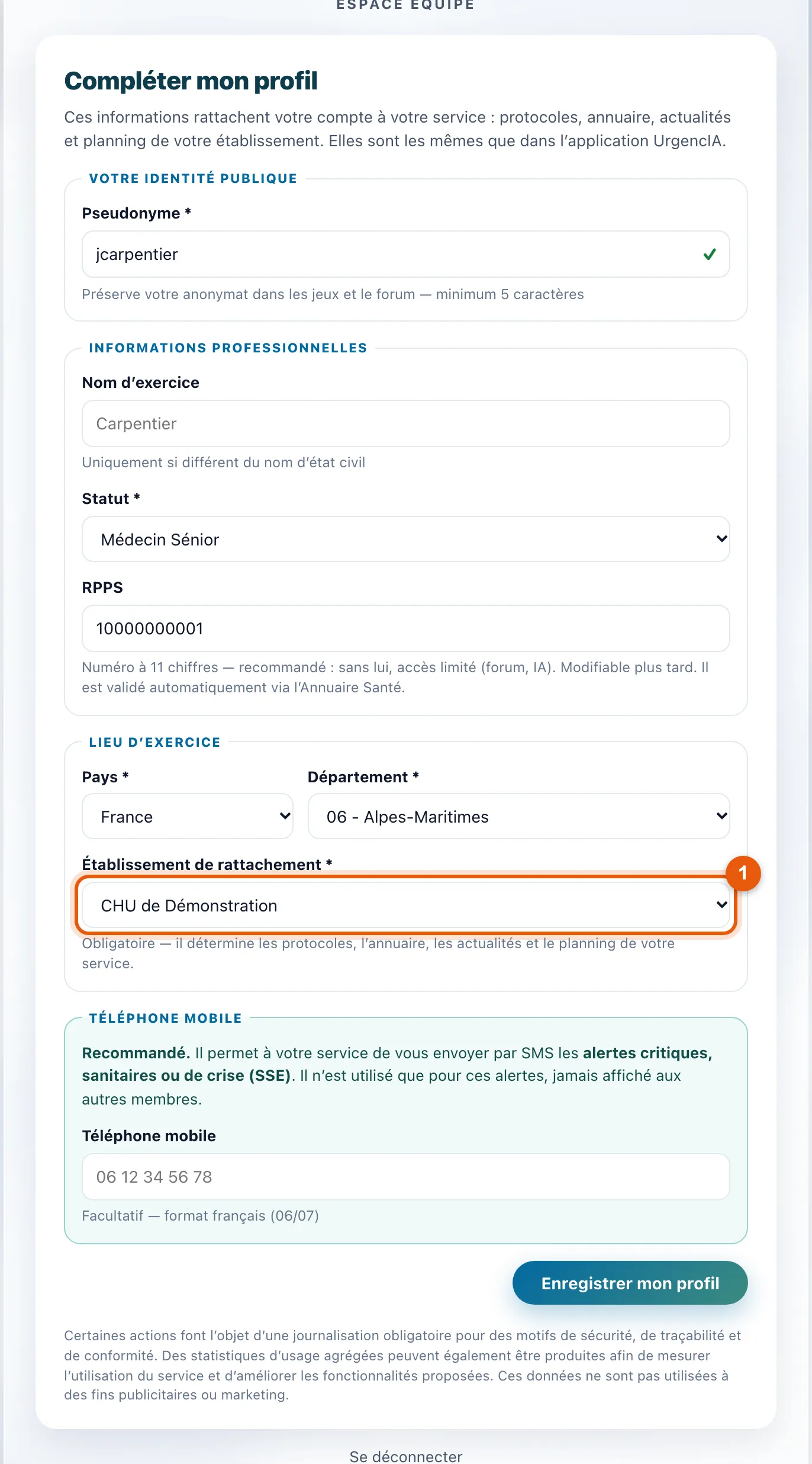 L'écran Compléter mon profil rempli : pseudonyme, statut, RPPS, département et établissement de rattachement